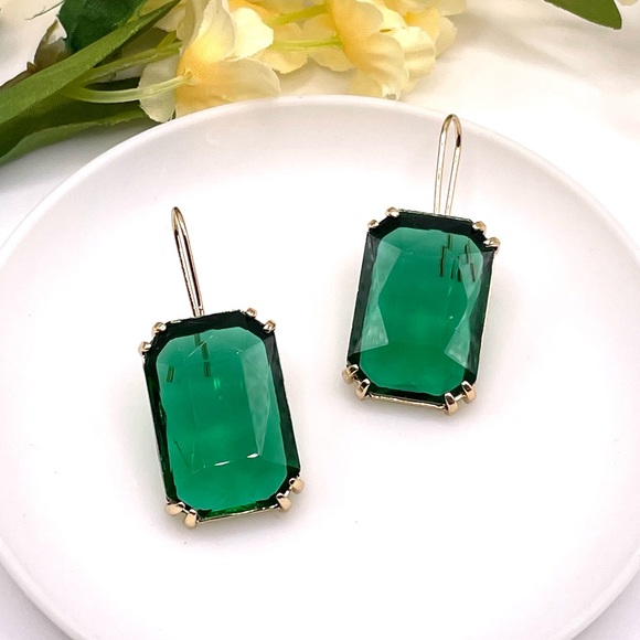 Green Gold Framed Jewel Earrings - Picture 2 of 3